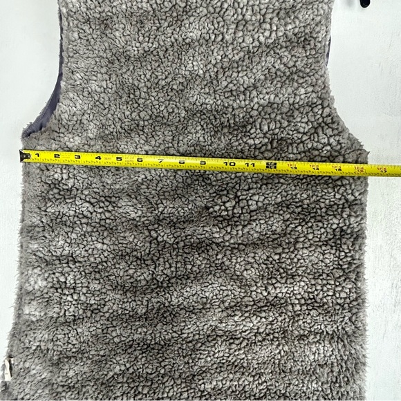 Simply southern Women’s faux fur vest size small lined gray - Picture 7 of 16